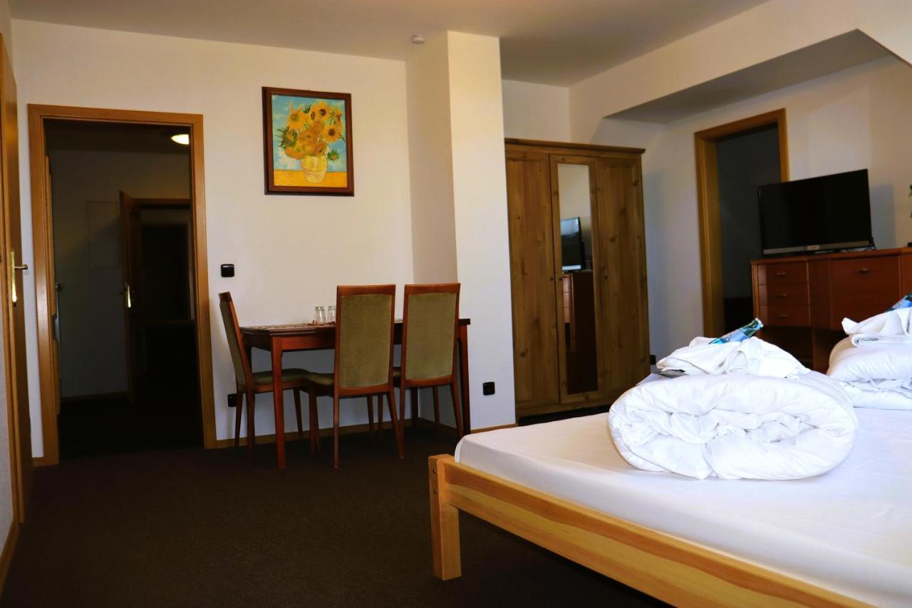 Schwarzes Ross Hotel & Restaurant Oberwiesenthal Eksteriør billede